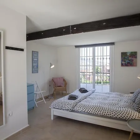 Villa Fantastic Renovated Annex