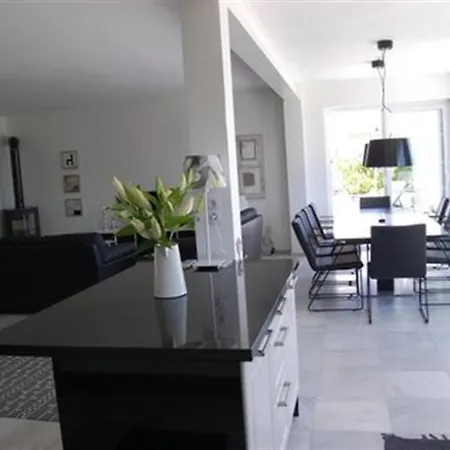 Villa Fantastic Renovated Annex Fuengirola
