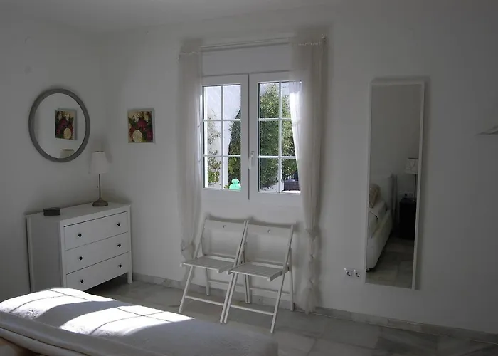 فيلة Fantastic Renovated Annex *