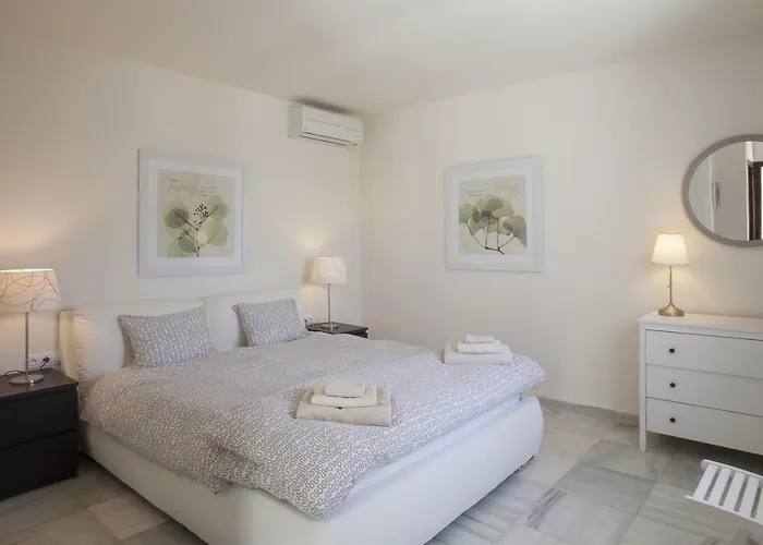 فيلة Fantastic Renovated Annex
